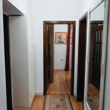 Shallvaret Center Apartment *